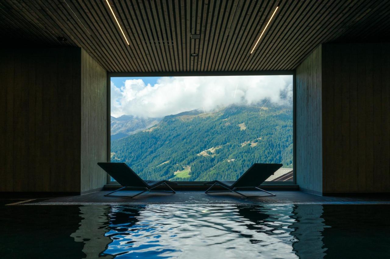 Grand Hotel Du Cervin - Auberge De Jeunesse Et Spa Saint-Luc Luaran gambar