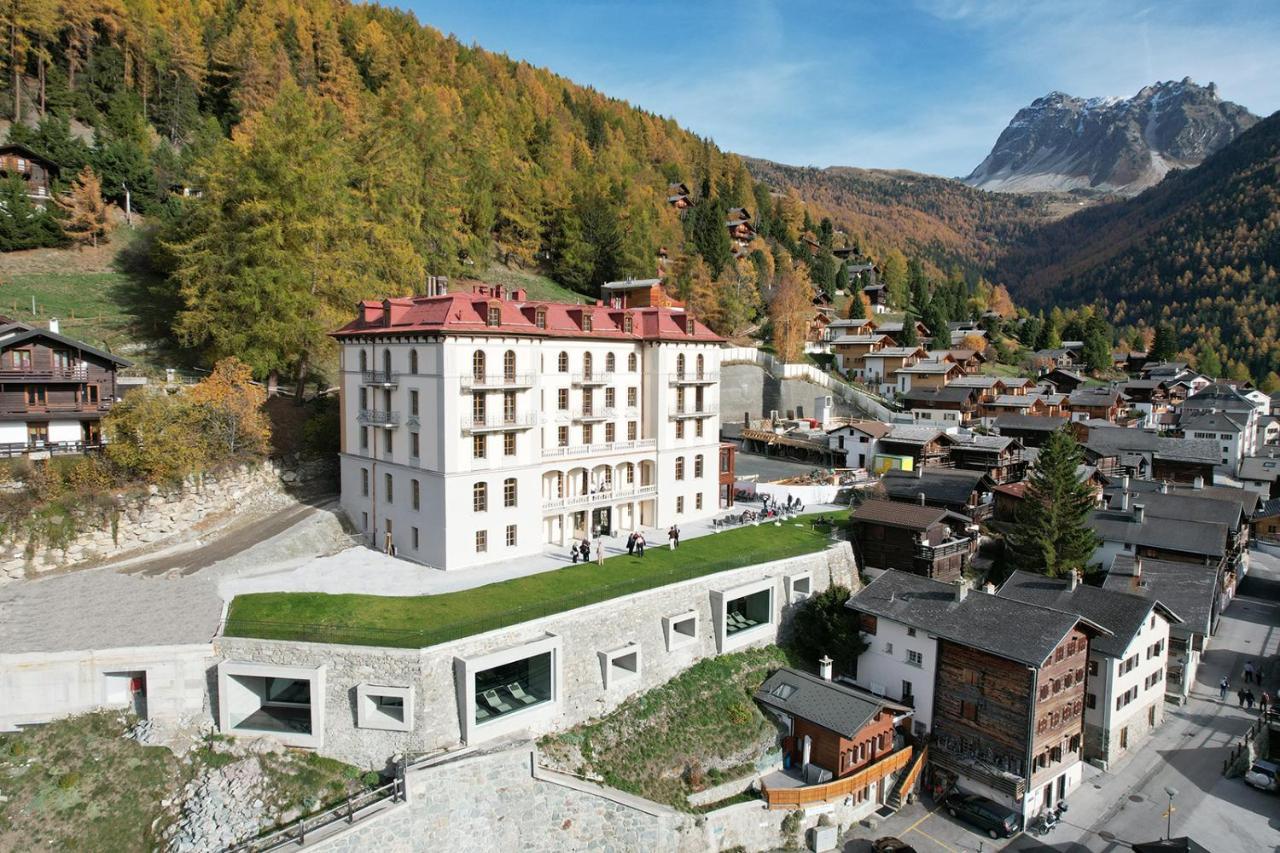 Grand Hotel Du Cervin - Auberge De Jeunesse Et Spa Saint-Luc Luaran gambar